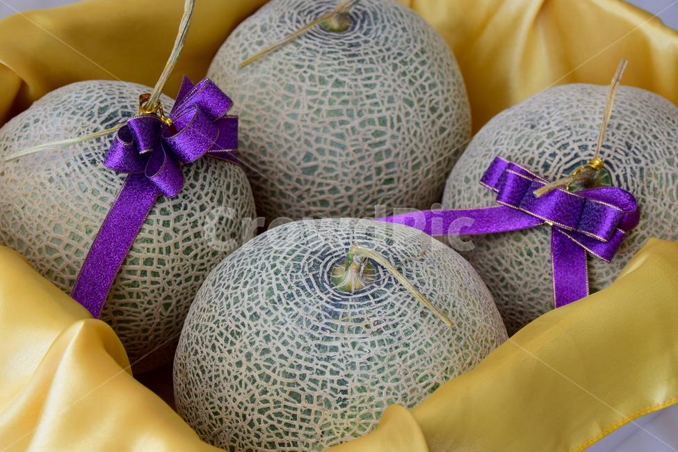 멜론,메론,과일,열매,열대과일,박스,리본,보자기,박과,melon,fruit,food,plant,ribbon,box,음식,식재료,요리,food,cook,meal,dishes,food reserves,과일,열매,fruit