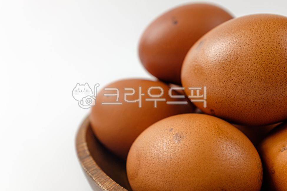 훈제계란,훈제란,훈제,훈연,계란,달걀,향,훈연계란,단백질,음식,식사,식품,식료품,재료,식재료,음식재료,클로즈업,담백한,고소한,향이있는,음식,식재료,요리,food,cook,meal,dishes,food reserves