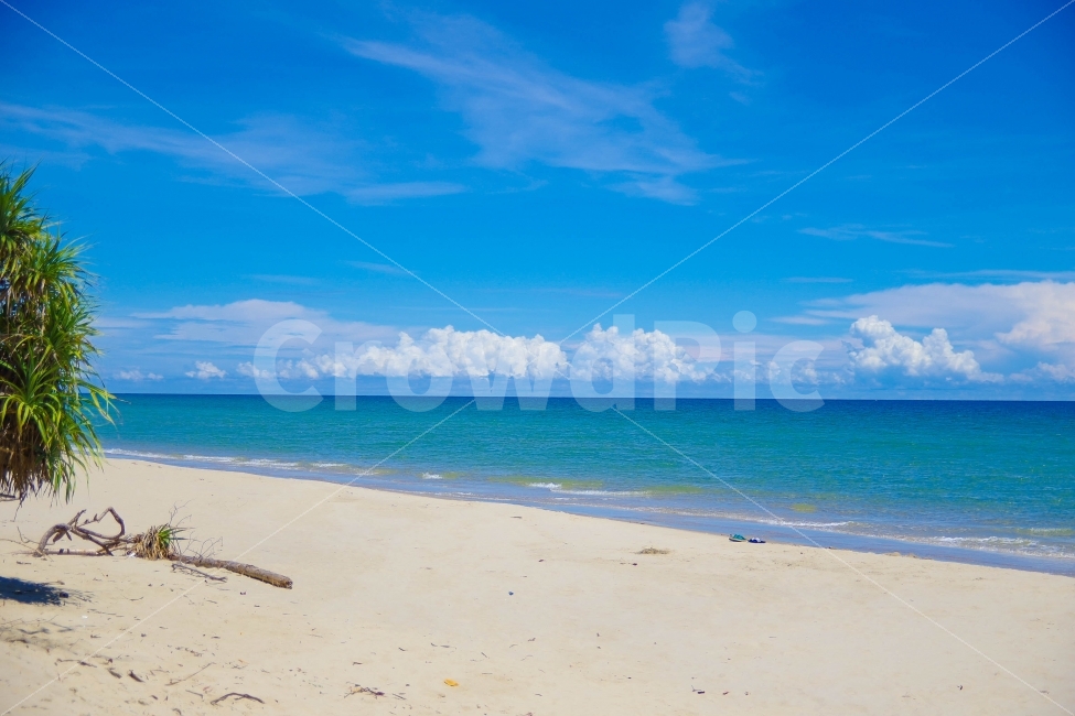 바다,하늘,구름,해변,코타키나발루,파란색,자연,풍경,nature,landscape,여름,계절,summer,season,해변,바다,beach,sea,여행,휴가,traveling,vacation,trip,해외,외국,세계,foreign,oversea,world,색깔,색상,색채,색감,color sense,color sensitivity,feeling of color,water,물,shoreline,해안선,outdoors,옥외,ocean,대양,바닷가,coast,연안