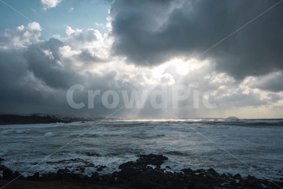 제주,애월,바다,빛내림,신비로운,풍경,jeju,sea,cloud,landscape,자연,풍경,nature,landscape,해변,바다,beach,sea,제주도,jeju,jeju island,outdoors,옥외,sunlight,햇빛