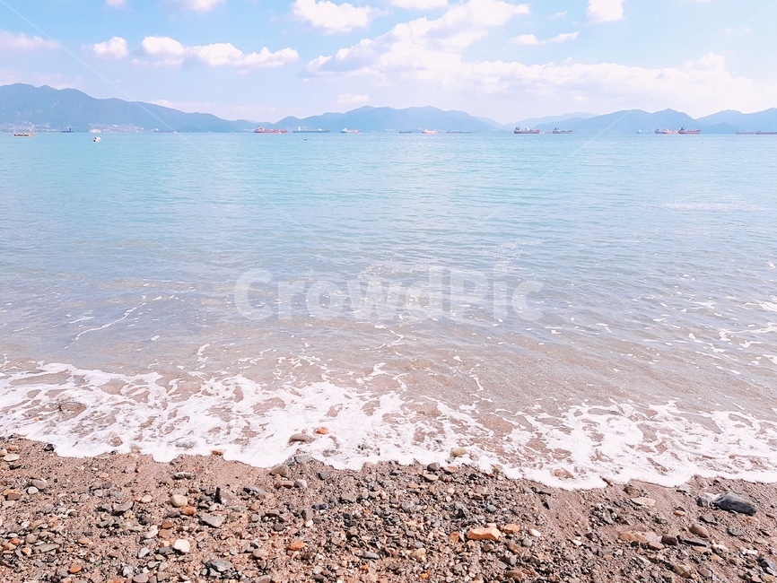 바다,바닷가,해변,sea,해수욕장,beach,seaside,seashore,물결,윤슬,잔물결,바다거품,여수,여수바다,해안,해변가,만성리검은모래해변,만성리,검은모래,여수검은모래,구름,햇빛,자연,풍경,nature,landscape,해변,바다,beach,sea