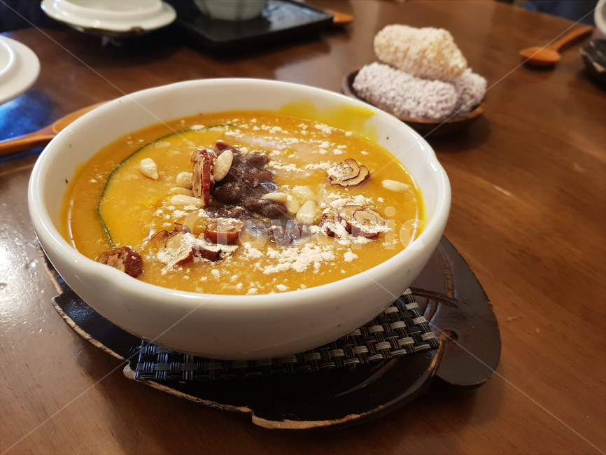 단호박,호박죽,korea,간식,yellow,음식,식재료,요리,food,cook,meal,dishes,food reserves,한식,한국음식,한국요리,korean food,korean dishes,korean meal,korean cook