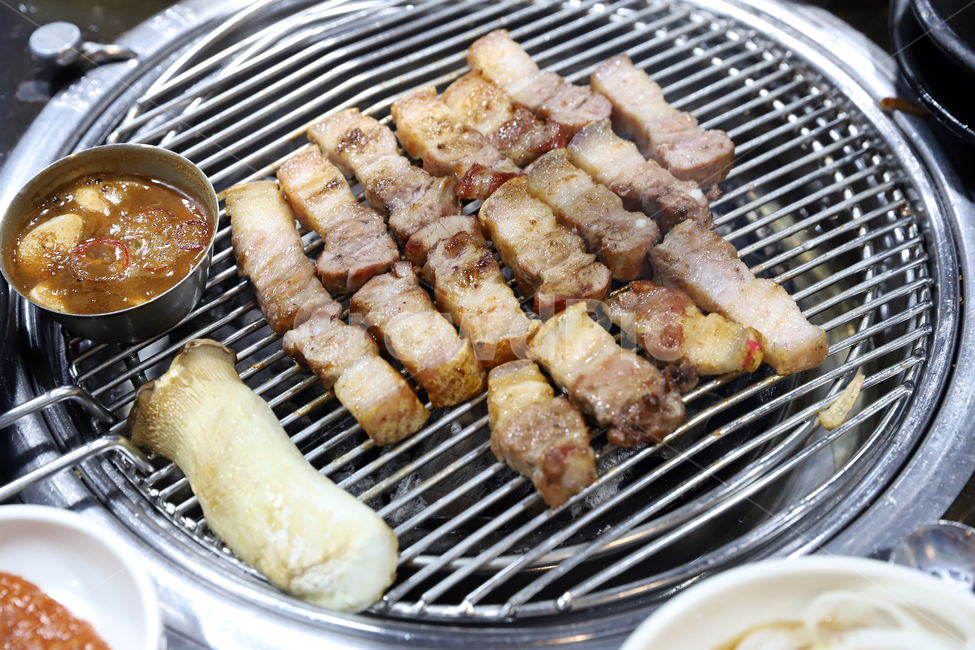 bbq,바베큐,삼겹살,food,음식,돼지고기