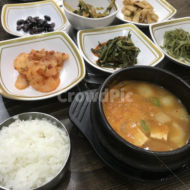 된장찌개,한식,음식,한정식,한국음식,집밥,가정식,점심메뉴,식사,음식,식재료,요리,food,cook,meal,dishes,food reserves,한식,한국음식,한국요리,korean food,korean dishes,korean meal,korean cook