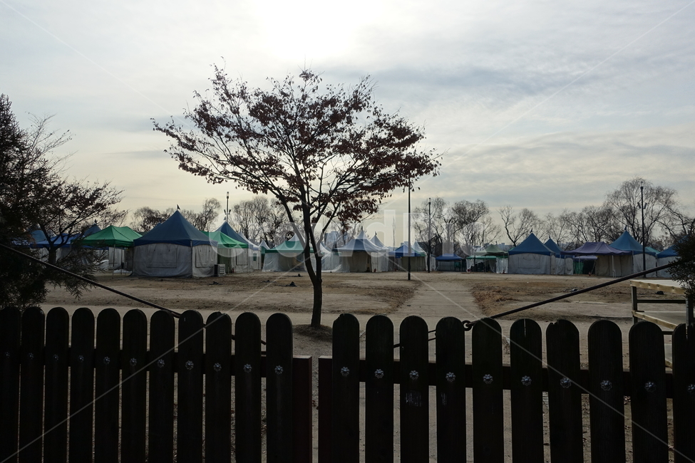 난지한강공원,한강공원,한강캠핑장,캠핑,캠핑장,겨울,난지,fence,울타리,한강,공원