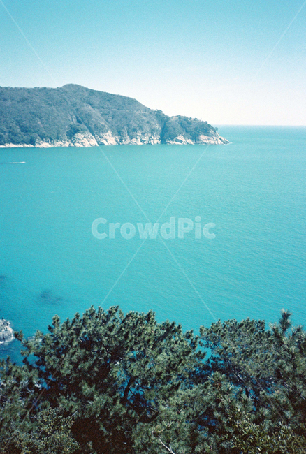 섬,바다,연안,땅,물,옥외,자연,곶,해안선,outdoors,land,nature,shoreline,water,ocean,sea,coast,시원함,청량함,깨끗함,자연,풍경,nature,landscape,promontory,대양