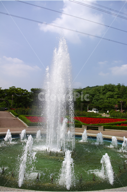 분수,공원,물,산,하늘,여름,여름,계절,summer,season,자연,풍경,nature,landscape,water,fountain