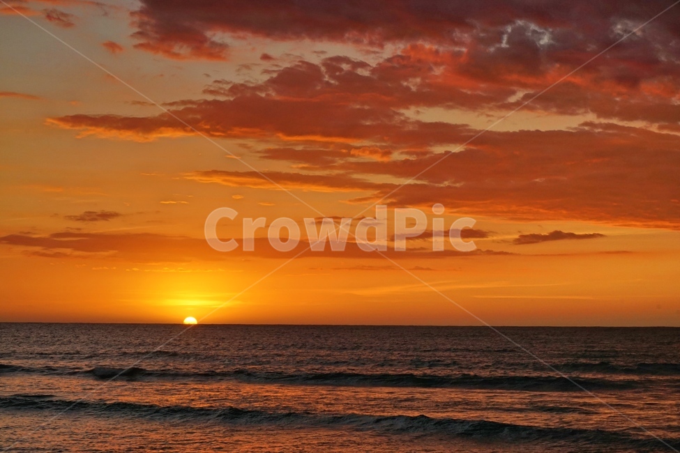 노을,바다,선셋,해변,구름,햇빛,비치,하늘,붉은색,빨강,sunset,red,sky,수평선,자연,풍경,nature,landscape,outdoors,옥외,red sky,붉은 하늘,dusk,황혼,dawn,새벽,일몰,sunlight