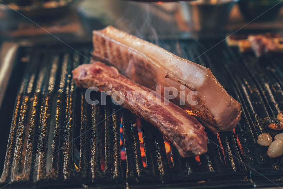 돼지고기,삼겹살,pork,food,맛집,구이,음식,식재료,요리,food,cook,meal,dishes,food reserves,육류,고기,meat,한식,한국음식,한국요리,korean food,korean dishes,korean meal,korean cook