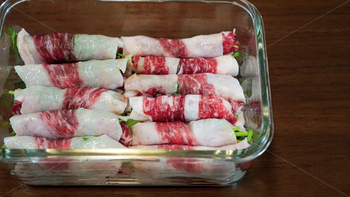 marbled,water parsley,Korean,beef,pork,food,Korean food,Marbled roll,kfood,Pork roll