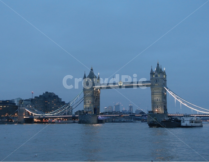 영국,런던,타워브릿지,랜드마크,야경,랜드마크,landmark,tourist attraction,해외,외국,세계,foreign,oversea,world,세계랜드마크,해외랜드마크,외국랜드마크,world landmark,world tourist attraction,건축물,건물외관,exterior,building,structure,architecture,construction,건물