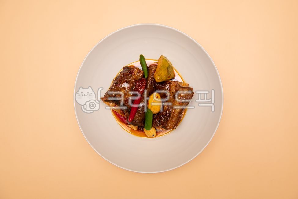 pepper,garlic,Korean,plate,beef,rib,spicy,bowl,food,meal,Beef rib stew,cooking,traditional food,Galbijjim