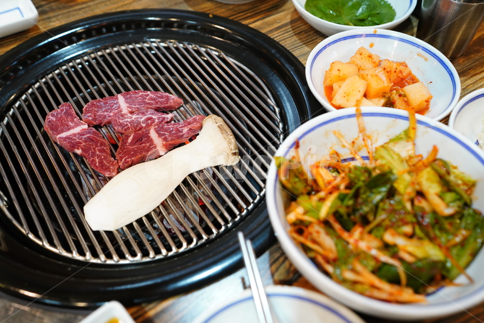 고기,육류,한우,먹거리,음식,안주,식사,육식,한식,food,음식,식재료,요리,food,cook,meal,dishes,food reserves,육류,고기,meat