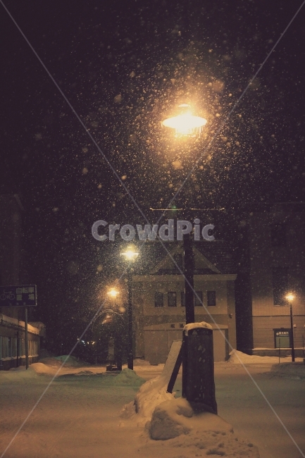 겨울,겨울여행,비에이,눈,밤,야경,일본,홋카이도,북해도,가로등,감성,겨울,계절,winter,season,야경,밤,풍경,nightscape,night,landscape,감성,sensible,feeling,nature,자연,outdoors,옥외,snow,blizzard,눈보라,storm,폭풍