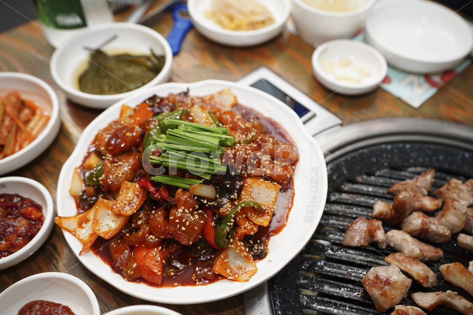 고기,육류,육식,한식,식사,안주,먹거리,푸드,구이,볶음,스지,요리,음식,식재료,요리,food,cook,meal,dishes,food reserves,한식,한국음식,한국요리,korean food,korean dishes,korean meal,korean cook