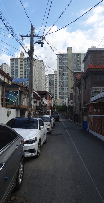 하늘,구름,전선,골목길,전봇대,맑음