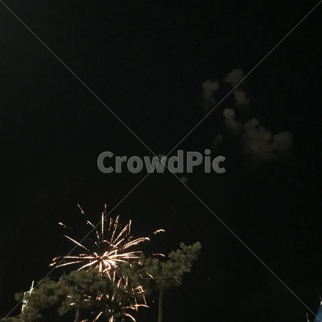 폭죽,폭죽놀이,불꽃놀이,불꽃축제,불꽃,바닷가,해변,야경,밤,풍경,nightscape,night,landscape,축제,행사,festival,carnival,event,nature,자연,outdoors,옥외