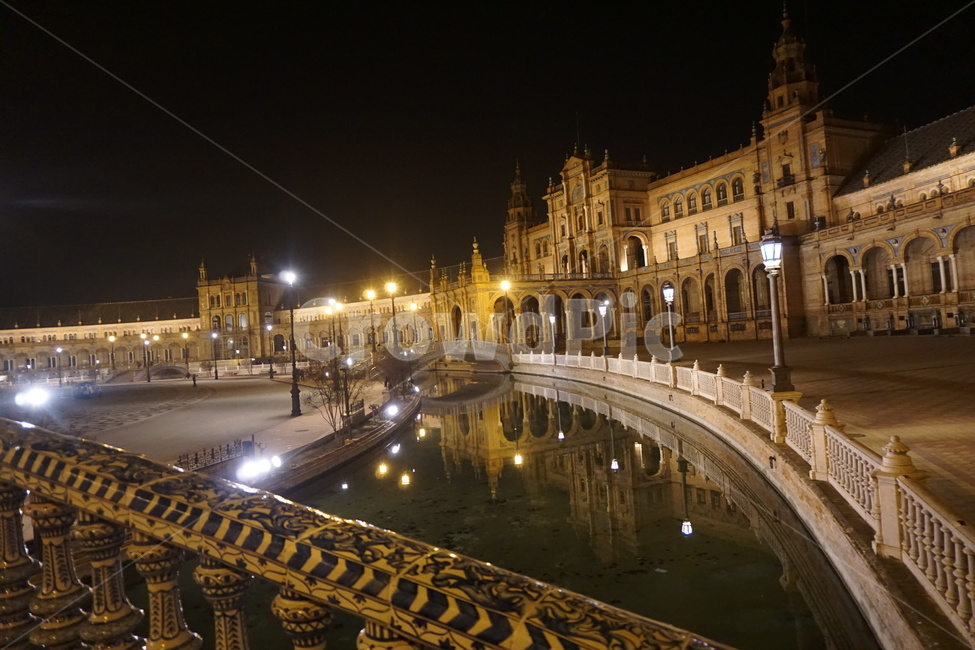 plazadeespana,스페인광장,에스파냐광장,세비아광장,스페인세비아,광장야경,야경스페인,세비아야경,야경,밤,풍경,nightscape,night,landscape,해외,외국,세계,foreign,oversea,world,architecture,건축물,building,건물,metropolis,중심지,town,도시,city,시티,urban,어반