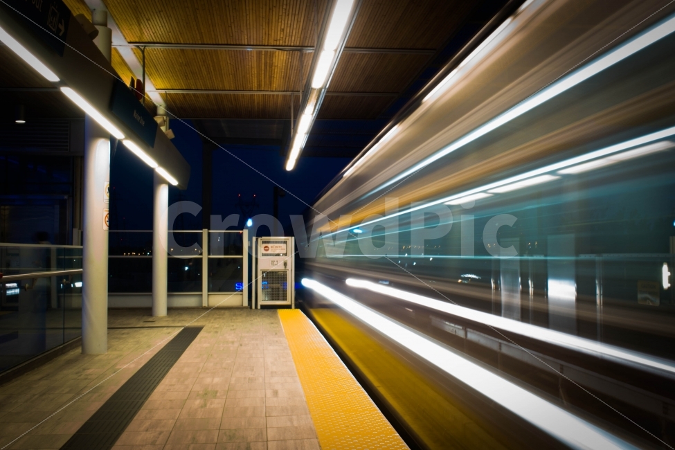 캐나다,밴쿠버,여행,스카이트레인,시간,canada,vancouver,travel,skytrain,time,해외,외국,세계,foreign,oversea,world,교통,교통수단,traffic,transportation,train station,기차역,vehicle,차량,train,기차,subway,지하철