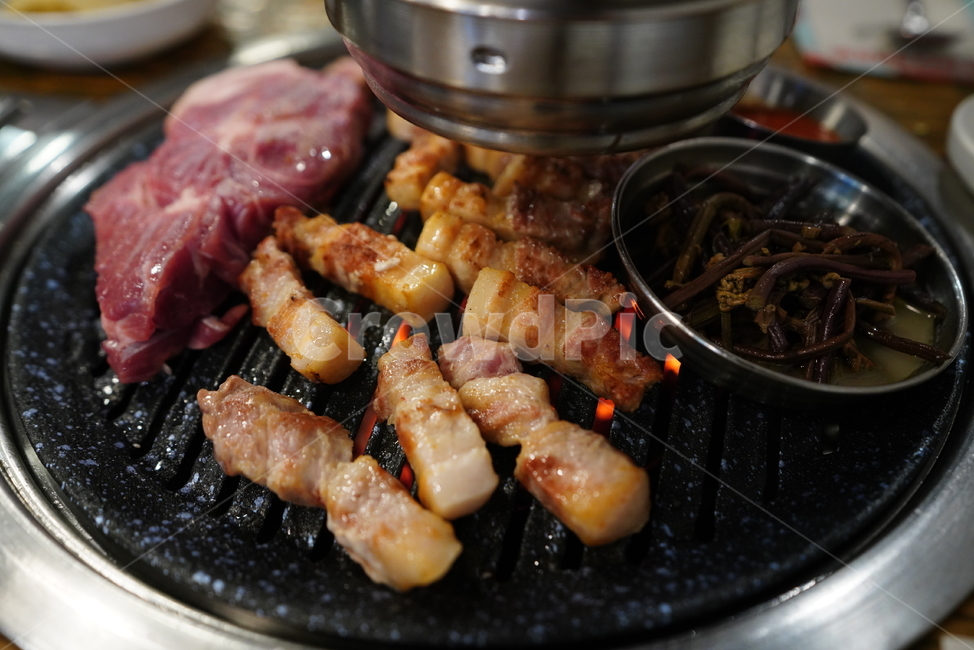 삼겹살,한식,고기,육류,육식,술안주,안주,먹거리,푸드,돼지,식사,구이,food,음식,식재료,요리,food,cook,meal,dishes,food reserves