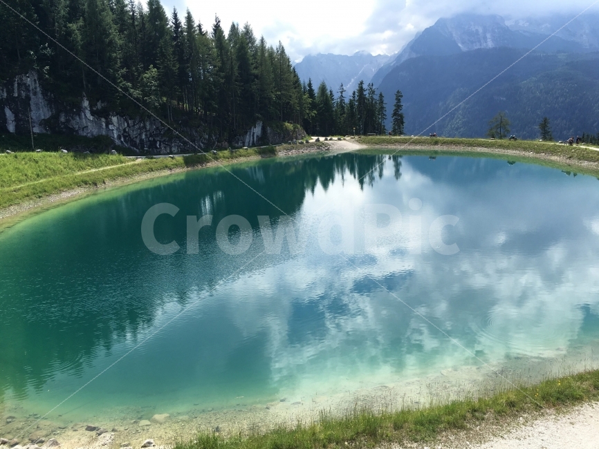 호수,산,나무,자연,숲,깨끗함,green,blue,tree,water,베르히테스가덴,쇠나우암,자연,풍경,nature,landscape,해외,외국,세계,foreign,oversea,world,plant,식물,fir,전나무,물,outdoors,옥외
