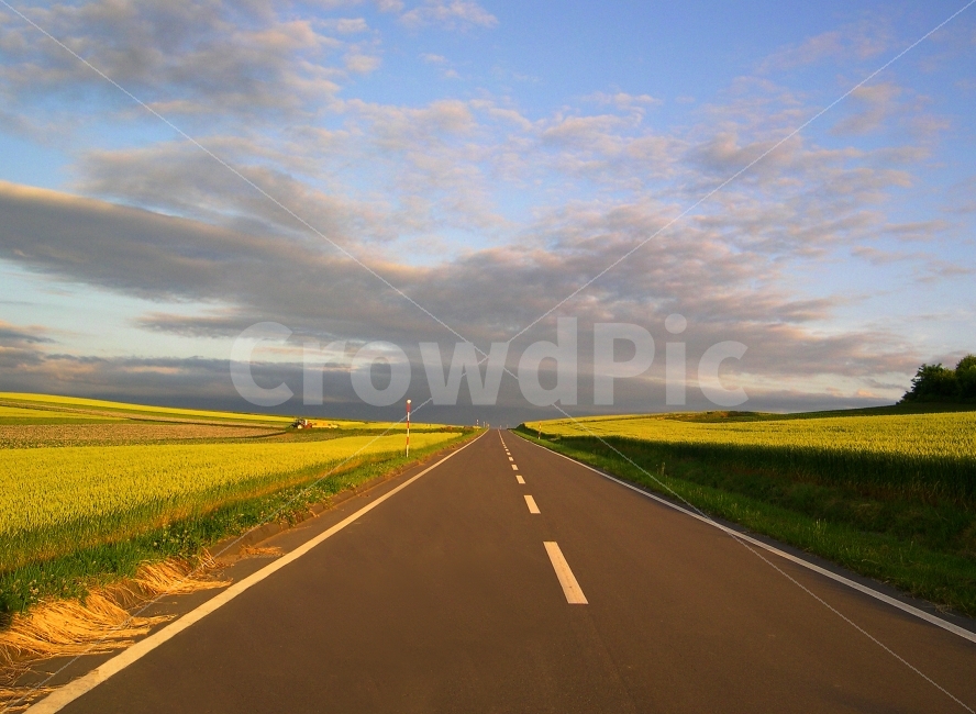도로,길,풍경,자연,하늘,구름,전원,시골,논,논밭,밭,로드,load,way,자연,풍경,nature,landscape,교통,교통수단,traffic,transportation,시골,마을,country,rural,town,road,freeway,고속 도로,highway,고속도로,asphalt,아스팔트