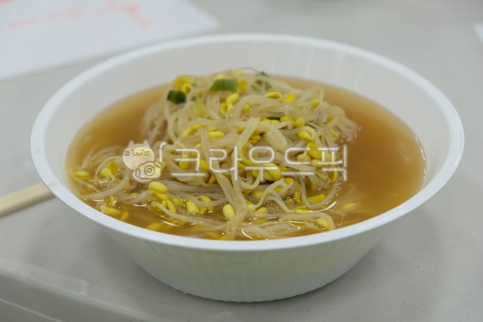 soup,Bean sprouts,savory,health,simple,beef,meal,nutritious,homecooked,nutrition,redpepperpowder,healthy,chili powder,home food,kongnamul