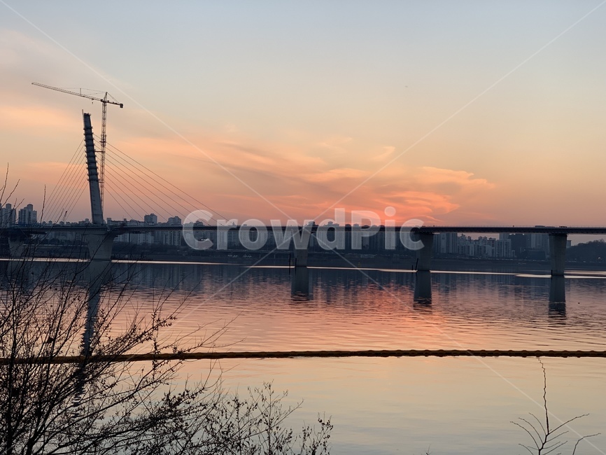 저녁노을,석양,한강공원,다리,구름,강물,도시,풍경,city,landscape,한국도시풍경,한국도시경관,korea cityscape
