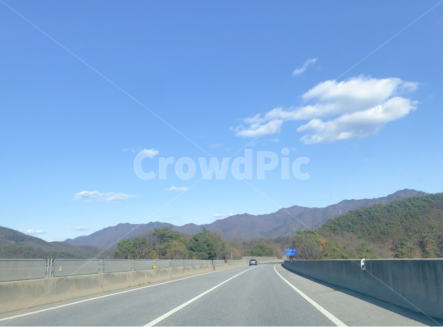 하늘,드라이브,도로,구름,맑은,날씨,풍경,푸른,산,고속도로,road,highway,sky,cloud,sunny,weather,drive,day,mountain