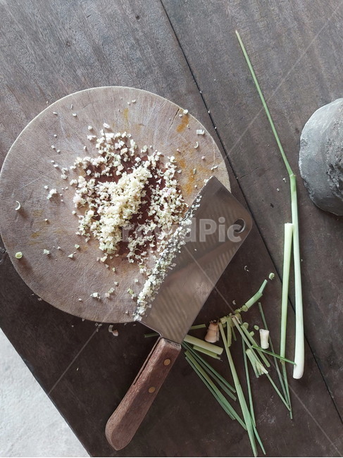 도마,칼,나무,나무재질,나무테이블,요리,cooking,둥근도마,레몬그라스,식재료,조리,웰빙,식자재,음식,food,cook,meal,knife