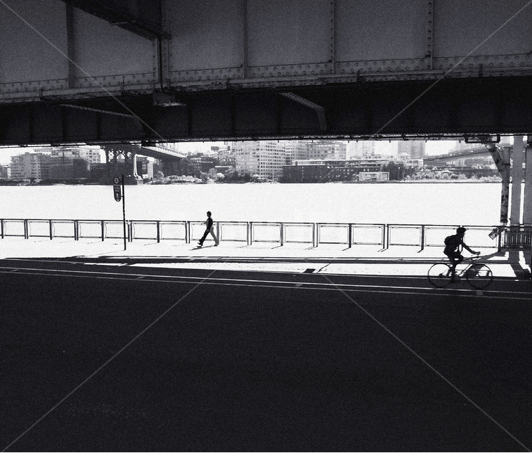 다리,공원,흑백사진,운동,workout,bridge,park,blackandwhite,흑백,모노톤,monochrome,black and white,교통,교통수단,traffic,transportation