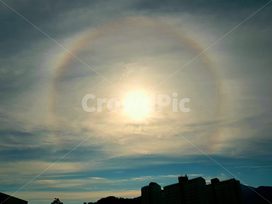 무지개,하늘,구름,햇살,태양,자연,sky,무지개구름,햇무리,자연,풍경,nature,landscape,outdoors,옥외