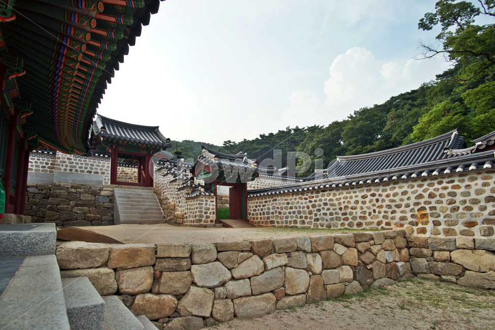 행궁,남한산성,전각,조선시대,인조,돌담,처마,축대,쪽문