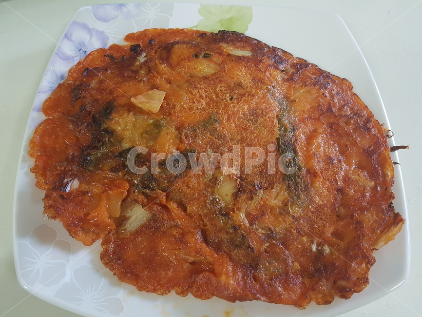 부침개,김치전,꿀맛,집밥,비오는날