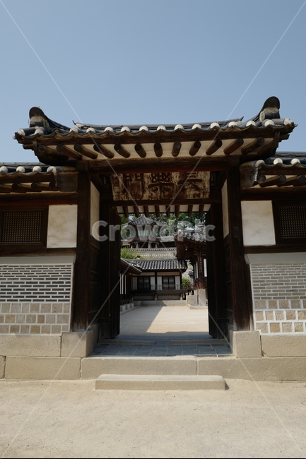 창덕궁,궁궐,기와,단청,세계문화유산,전통,건축,한국전통,문화재,창문,돌담,한국전통,한국문화,korean traditional,korean culture,랜드마크,landmark,tourist attraction,한국랜드마크,한국관광지,한국명소,korea landmark,korea tourist attraction,건축물,건물외관,exterior,building,structure,architecture,construction