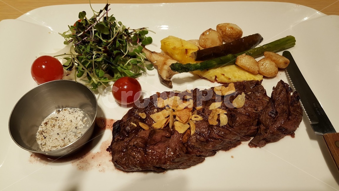 스테이크,아스파라거스,food,dishes,restaurant