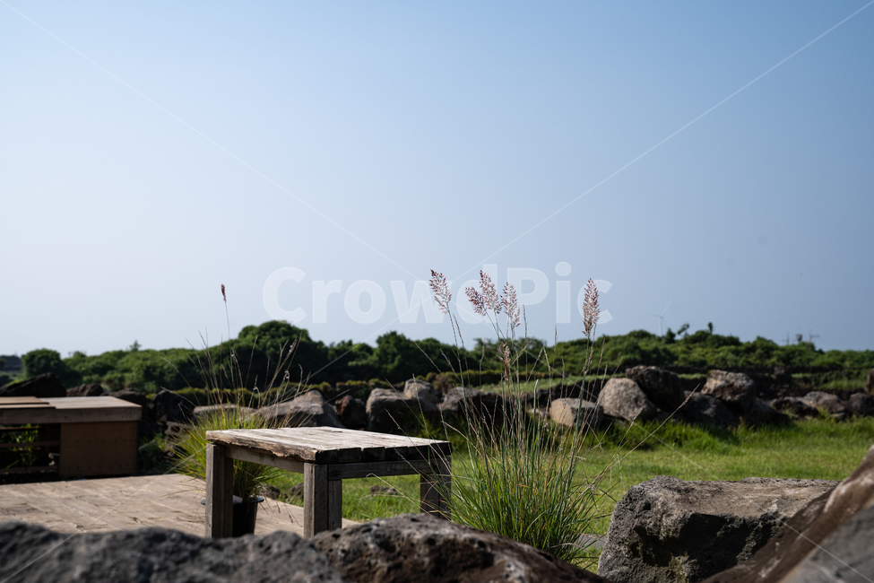 ground,바닥,의자,제주도,돌담,벤치,하늘,풍경,운치