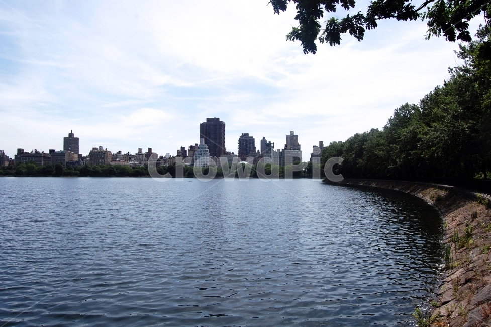 공원,강,호수,하늘,구름,도시,도심,물,강물,나무,건물,빌딩,park,river,lake,cloud,water,city,center,central,centralpark,tree,building,buildings,structure,architecture,푸른,sky,sunny,맑은,날씨,weather,여행,trip,travel,travelling,미국,뉴욕,America,NewYork,풍경,배경,배경사진,풍경사진,평화로운,분위기,차분한,차분함,평화로움,scene,atmosphere,calm,peaceful,tranquil,still,background,배경화면,shiny,화창한,quiet,active,감성사진,ambience,journey,tour,도시,풍경,city,landscape,해외,외국,세계,foreign,oversea,world,세계도시풍경,해외도시풍경,외국도시풍경,world cityscape,nature,자연,outdoors,옥외