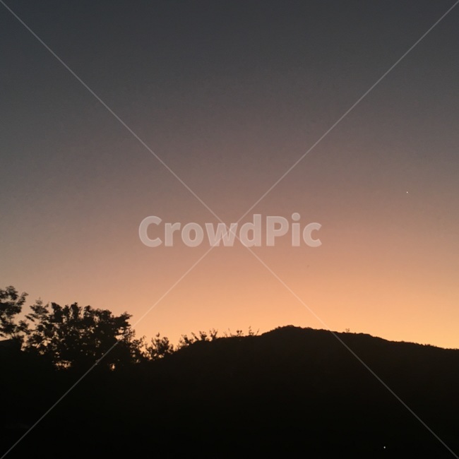 하늘,새벽,해뜨기전,선라이즈,sunrise,자연,풍경,nature,landscape,outdoors,옥외,sky,dawn,red sky,붉은 하늘,dusk,황혼,sunset,일몰