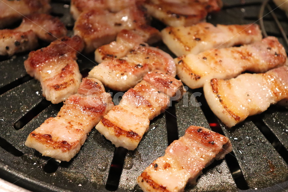삼겹살,한국음식,돼지고기,pork,한국바베큐,바베큐,food,구이,음식,식재료,요리,food,cook,meal,dishes,food reserves,육류,고기,meat