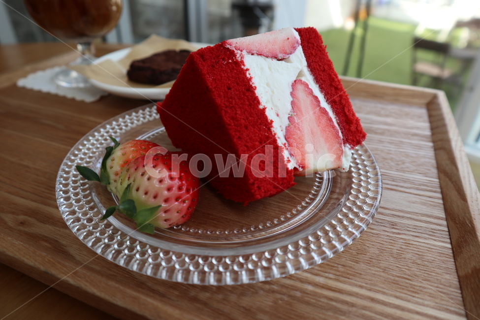 케이크,딸기케이크,딸기,cake,strawberry,strawberrycake,디저트,간식,후식,dessert,snack