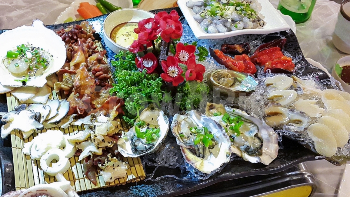 굴,꽃,모듬해산물,음식,장식,전복,조개,해산물,회,음식,식재료,요리,food,cook,meal,dishes,food reserves,수산물,해산물,fishery products,seafood