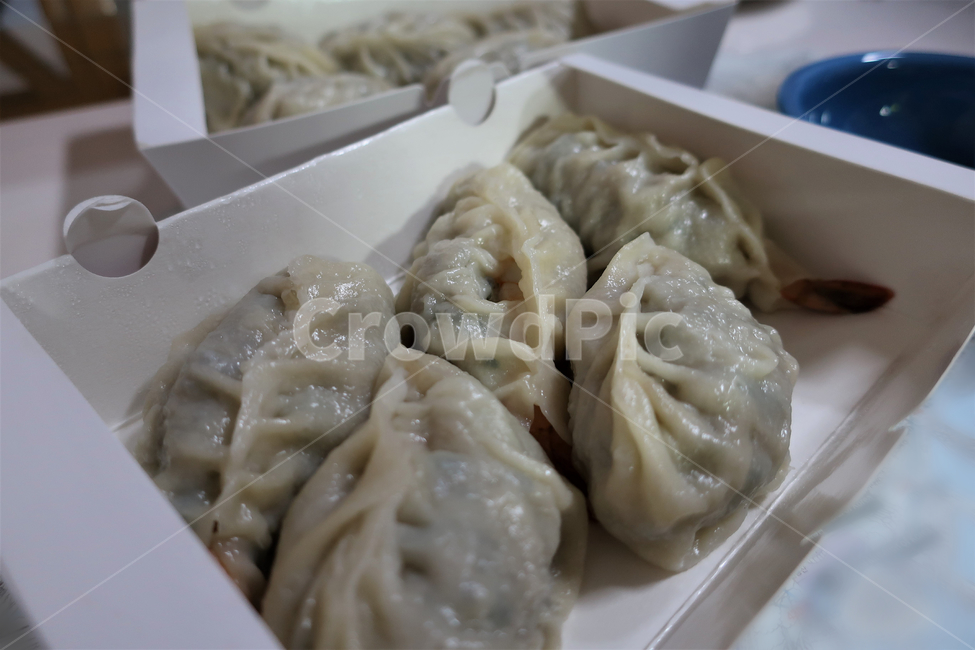 포장,용기,김치,고기,만두,배달,음식,야식,간식,한식,찐만두