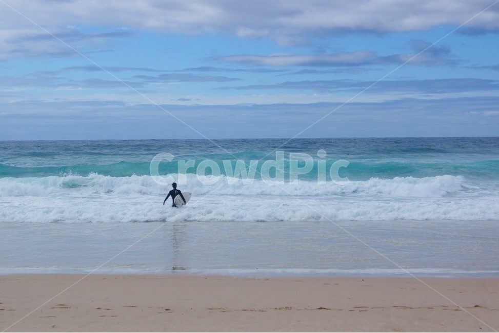 surfer,waves,sky,cloud,서퍼,파도,하늘,구름,바다,오션,ocean,대양,water,물,sea,자연,outdoors,옥외,human,인간,person,사람,호주,austrailia,surfing,서핑,자연,풍경,nature,landscape,스포츠,레저,운동,sports,leisure,exercise