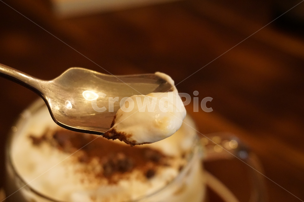 커피,카페,아인슈페너,coffe,cafe,음료,분위기,브라운,brown,크림,생크림,크림커피,단커피,커피,카페,coffee,cafe
