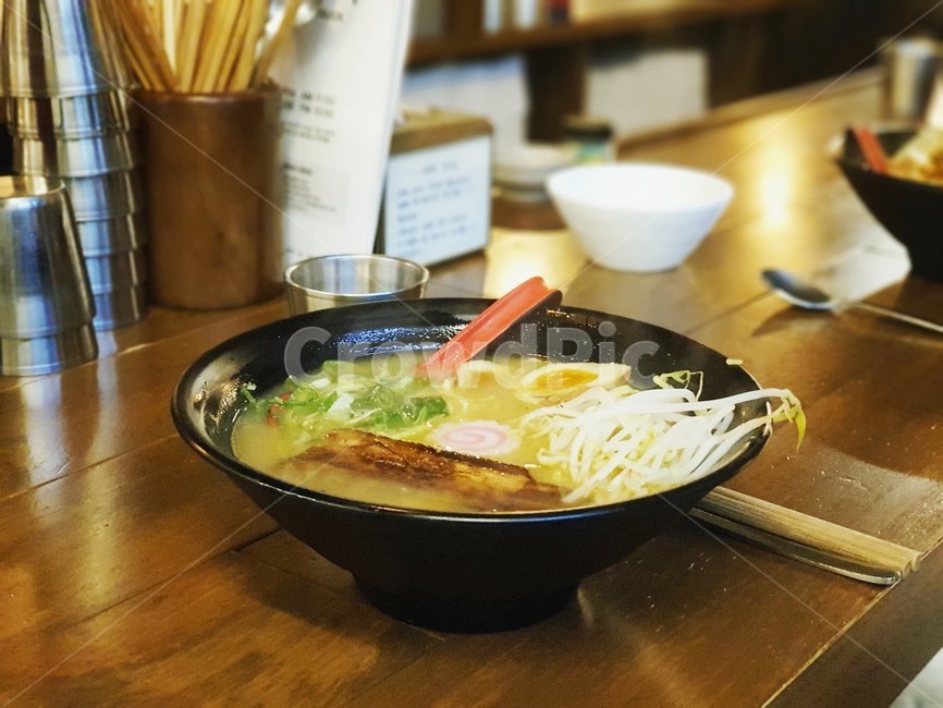 라멘,음식,일본식라멘,면류,식당,돈코츠라멘