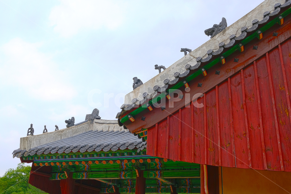 처마,기와,한옥,지붕,전통,전등사,절,한국전통,한국문화,korean traditional,korean culture,건축물,건물외관,exterior,building,structure,architecture,construction