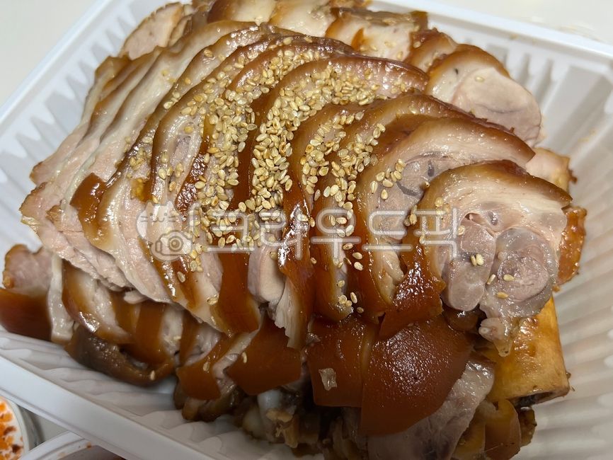족발,깨,돼지고기,돼지족발,포장족발