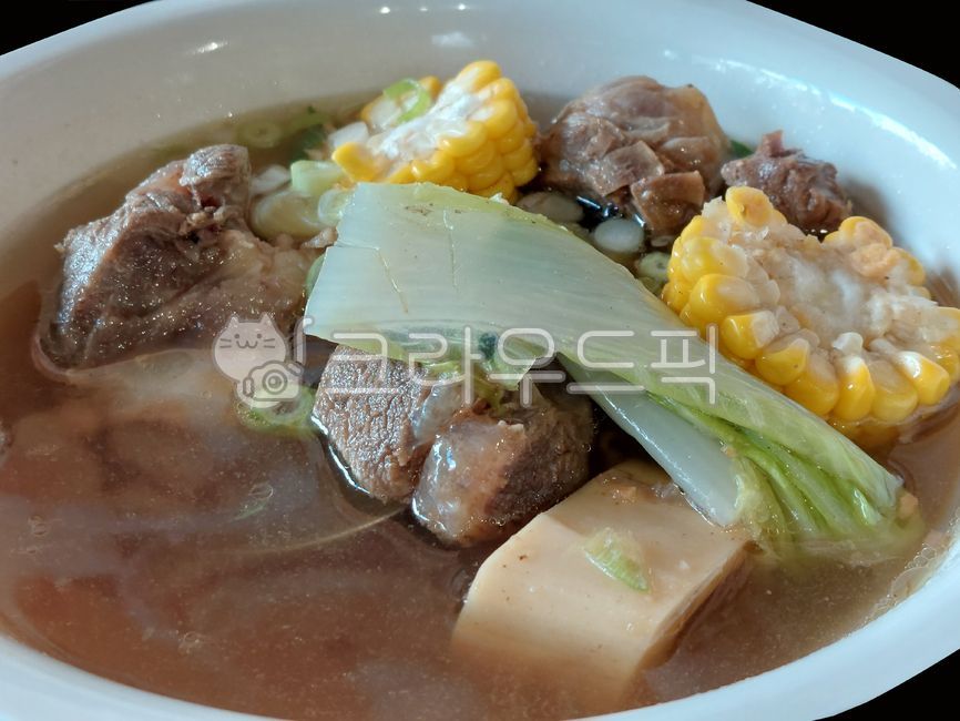 불랄로,bulalo,필리핀음식,bowl,그릇,food,음식,meal,식사