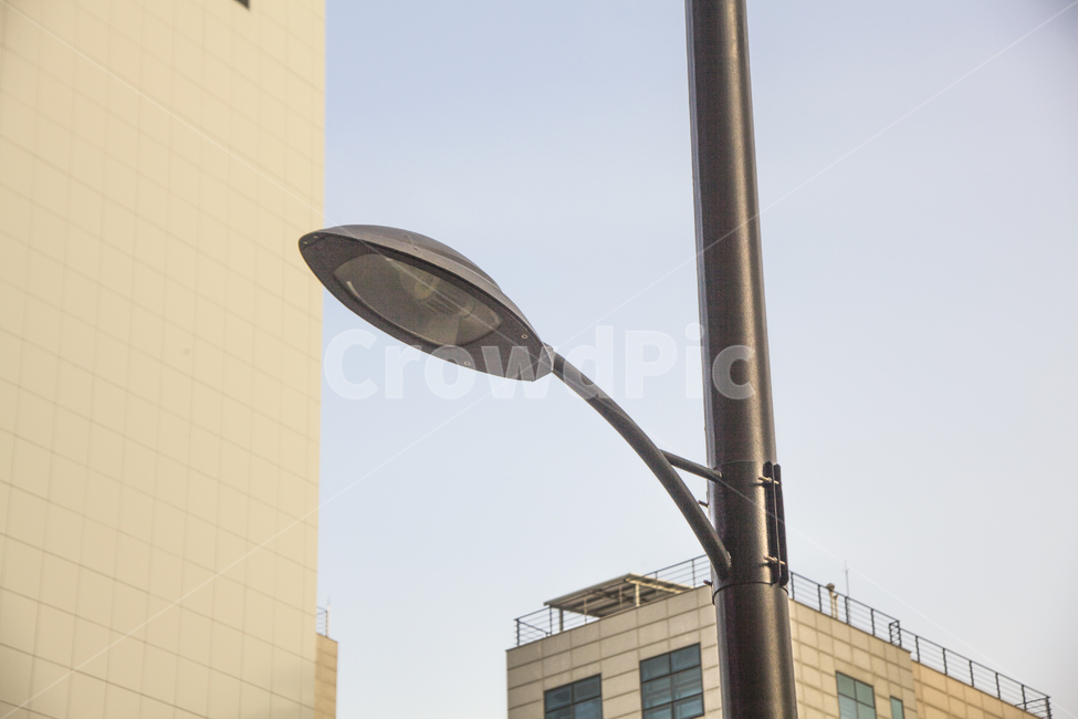 lamppost,램프포스트,하늘,가로등,가로등램프,할로겐,엘이디램프